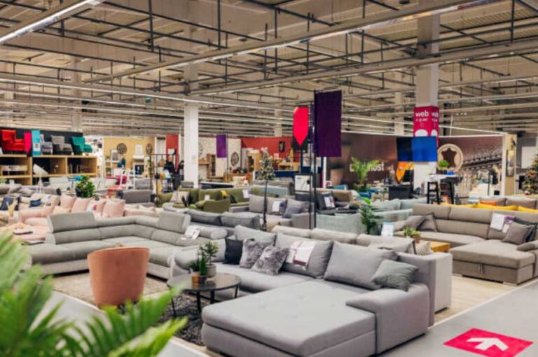 Why Custom-Selected Furniture is the Best Choice for Your Lifestyle